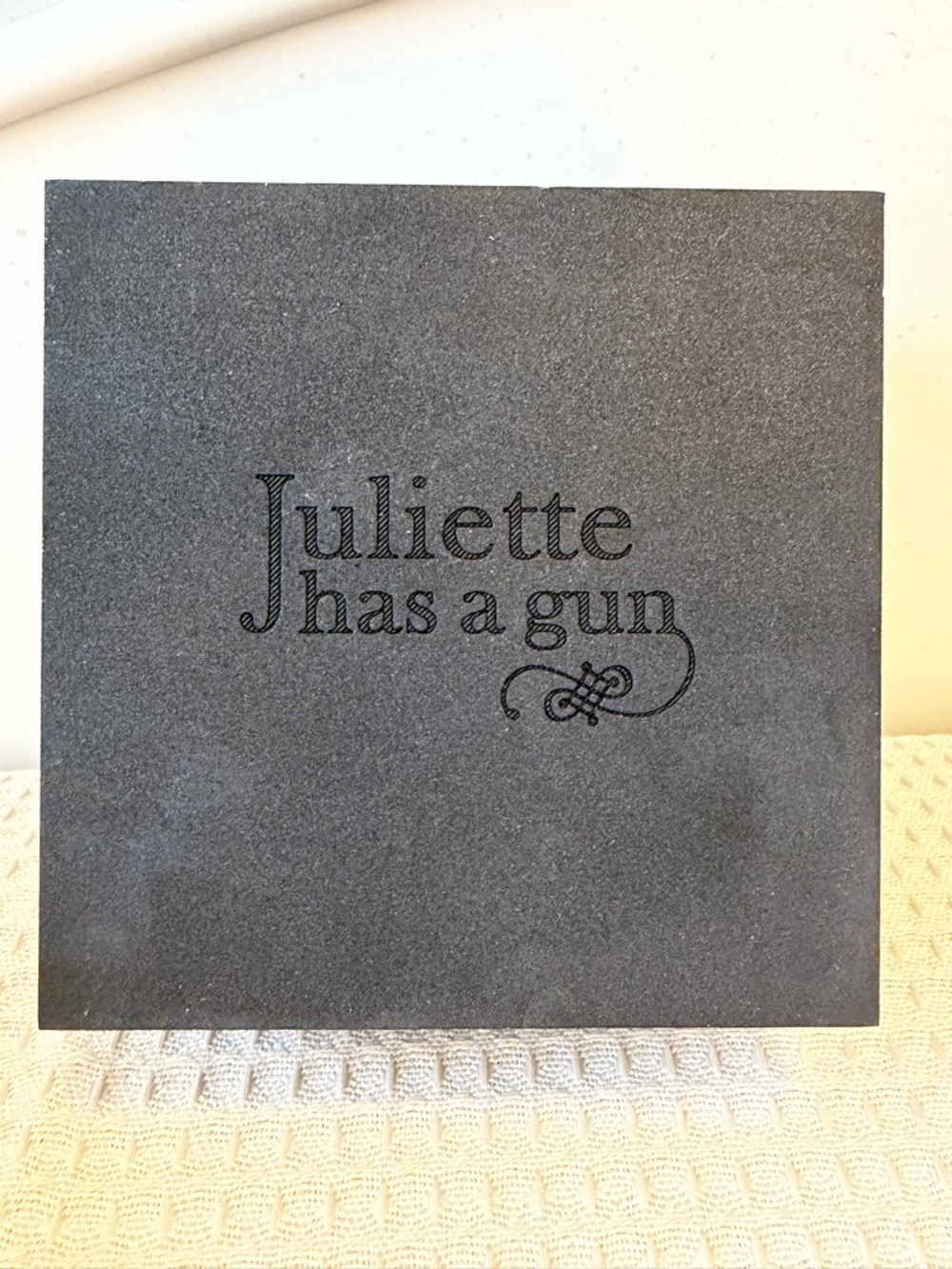 Juliette Has a Gun Vanilla Vibes UNISEX Perfume 100ml - Picture 9 of 13
